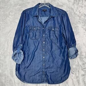 Talbots Shirt Womens Medium Petite Blue Lightweight Chambray Roll Tab Sleeve